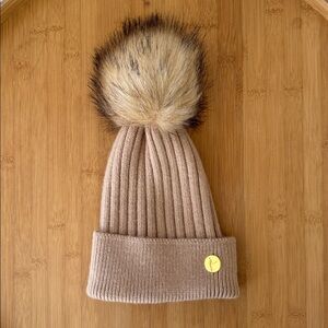 Hortons England Cashmere Wool Ribbed Knit Beanie‎ Faux Fur Pompom Beige One Size